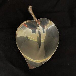 FB Rogers Silver Co Silver Plate Leaf Shaped Dish 3 Ball Feet Candy Trinket Nuts